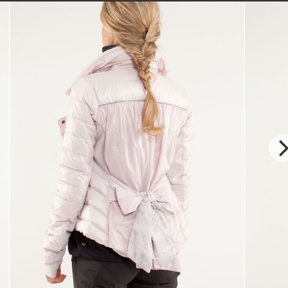 Lululemon Pedal Power Blazer
Neutral Blush - Picture 2 of 14